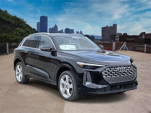 2025 Audi Q5 Premium Plus