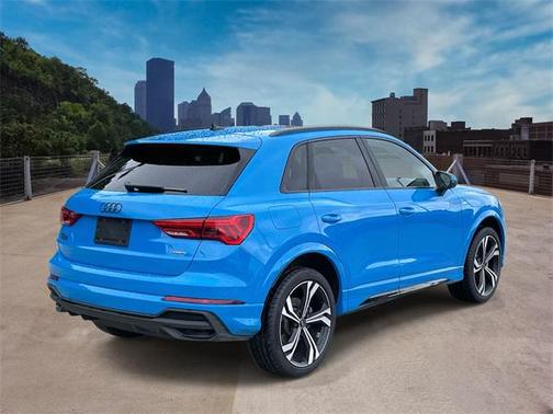 2023 Audi Q3 45 S line Premium Plus