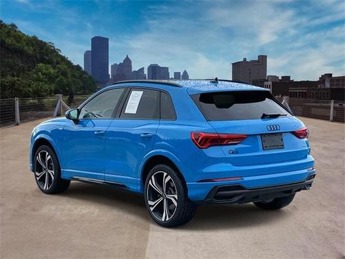 2023 Audi Q3 45 S line Premium Plus