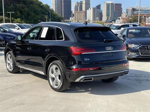2022 Audi Q5 45 S line Premium Plus