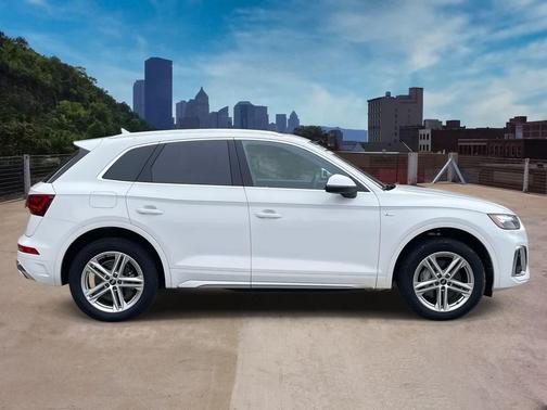 2024 Audi Q5 55 S line Premium Plus
