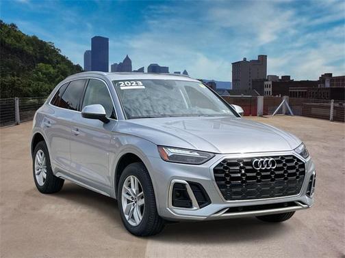 2023 Audi Q5 45 S line Premium