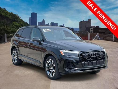 2025 Audi Q7 45 Premium Plus