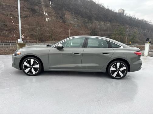 2025 Audi A5 Premium Plus TFSI quattro S tronic