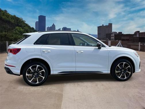 2025 Audi Q3 45 S line Premium Plus