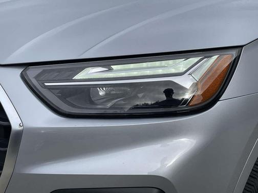 2022 Audi Q5 40 Premium Plus