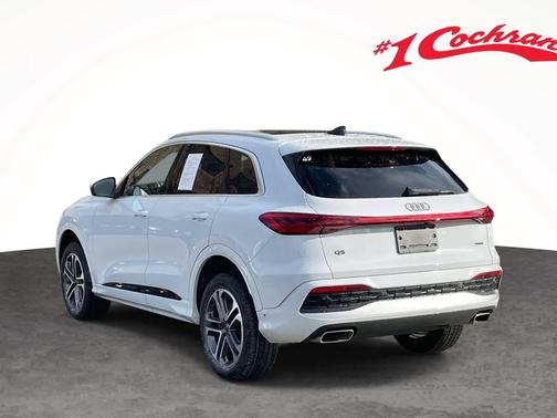 2025 Audi Q5 Premium TFSI quattro S tronic