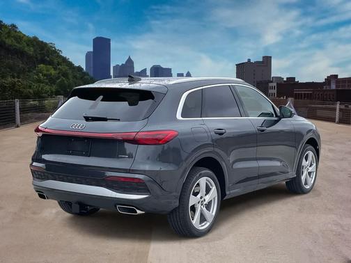 2025 Audi Q5 Premium Plus