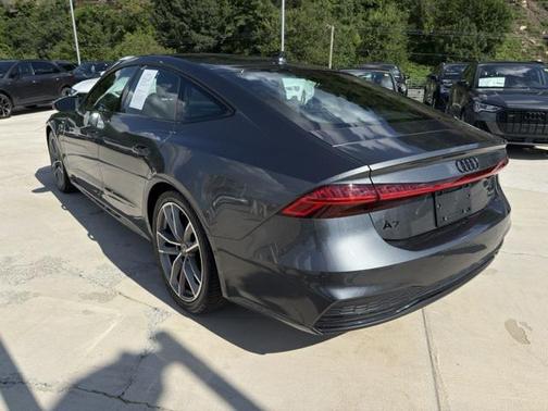 2022 Audi A7 55 Premium Plus