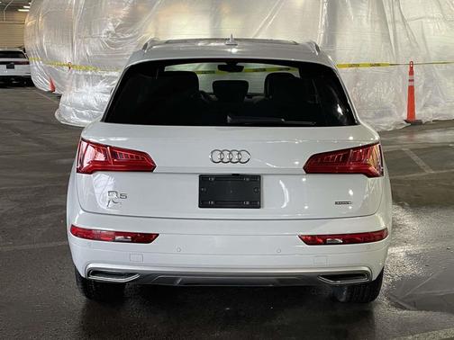 2020 Audi Q5 45 Premium Plus