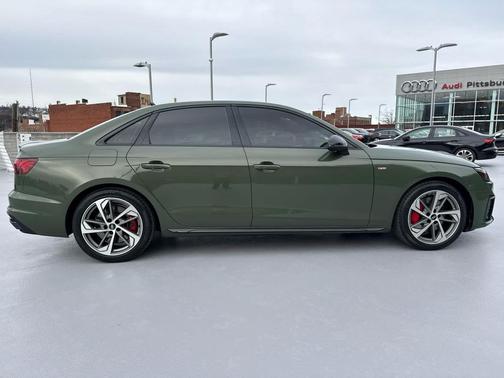 2023 Audi A4 45 S line Premium Plus