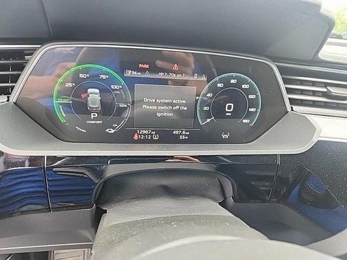 2023 Audi e-tron Premium Plus quattro