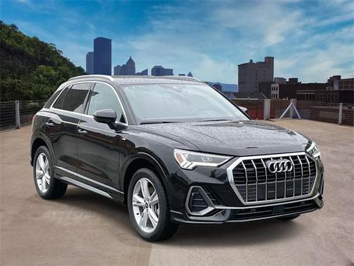2024 Audi Q3 45 S line Premium Plus