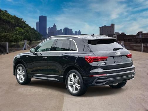 2024 Audi Q3 45 S line Premium Plus