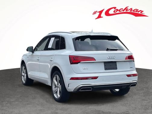 2022 Audi Q5 45 S line Premium Plus