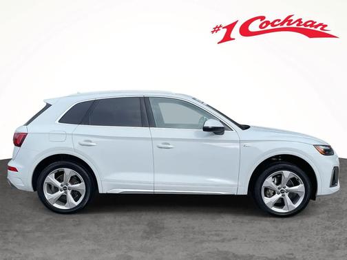 2022 Audi Q5 45 S line Premium Plus