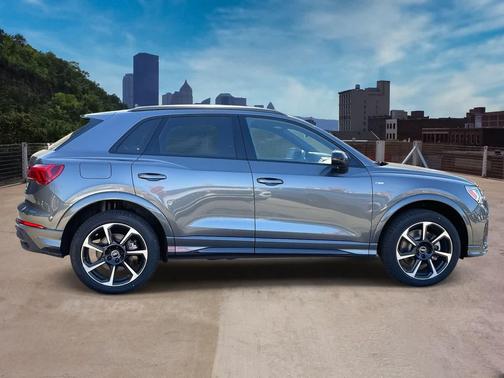 2025 Audi Q3 45 S line Premium Plus