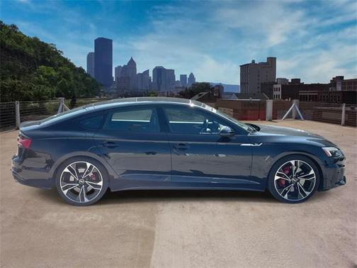 2022 Audi S5 Premium Plus TFSI quattro Tiptronic