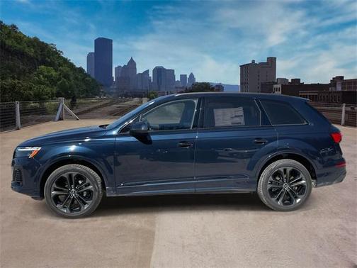 2025 Audi Q7 55 Premium Plus