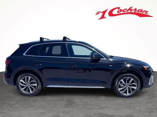 Mythos Black Metallic 2023 Audi Q5 45 S line Premium Plus