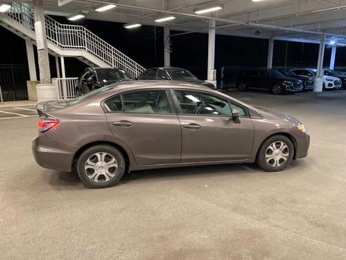 Photo 2 of 14 of 2014 Honda Civic Hybrid