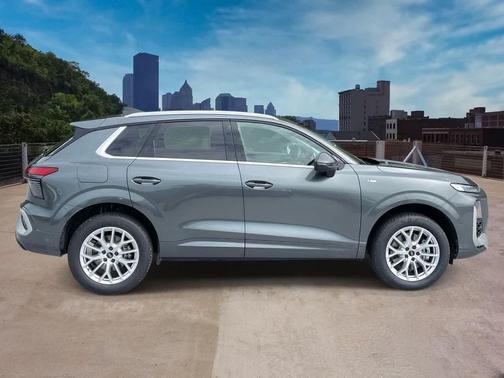 6Y6Y/ 2026 Audi Q3 TFSI quattro S tronic