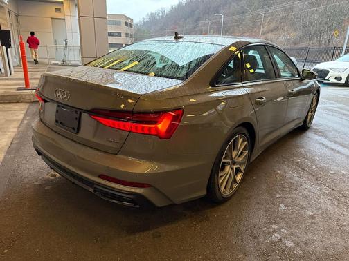 2022 Audi A6 55 Premium Plus