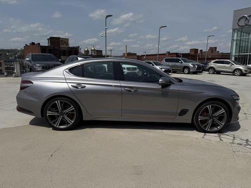 2025 Genesis G70 3.3T AWD Sport Advanced