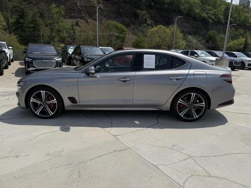 2025 Genesis G70 3.3T AWD Sport Advanced