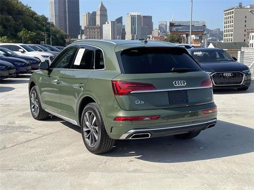 2023 Audi Q5 45 S line Prestige