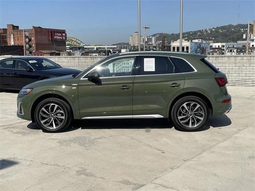 2023 Audi Q5 45 S line Prestige