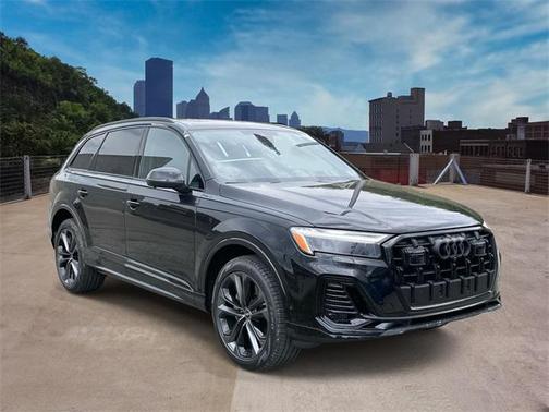 2025 Audi Q7 55 Premium Plus