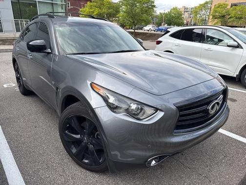 2016 INFINITI QX70 Base