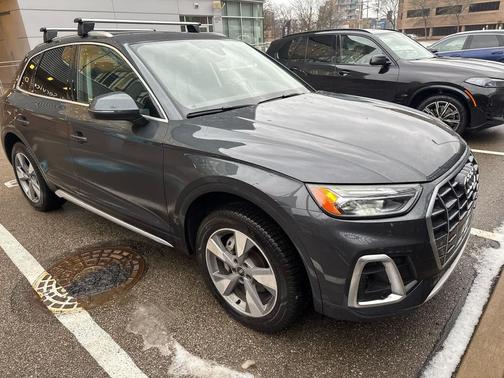 2023 Audi Q5 40 Premium