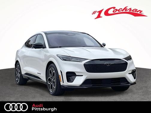 2022 Ford Mustang Mach-E GT