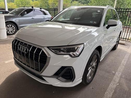 2024 Audi Q3 45 S line Premium Plus