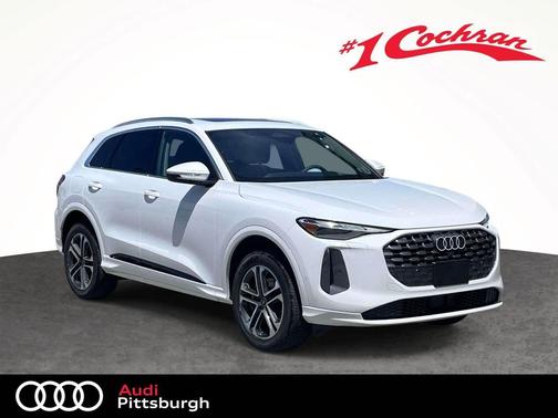 WHI/White 2025 Audi Q5 Premium TFSI quattro S tronic