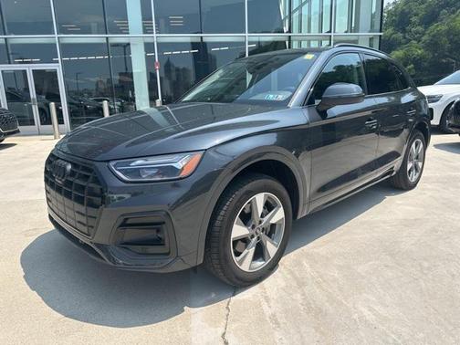 2024 Audi Q5 40 Premium Plus