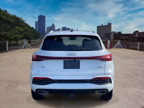 2025 Audi Q5 Premium Plus TFSI quattro S tronic