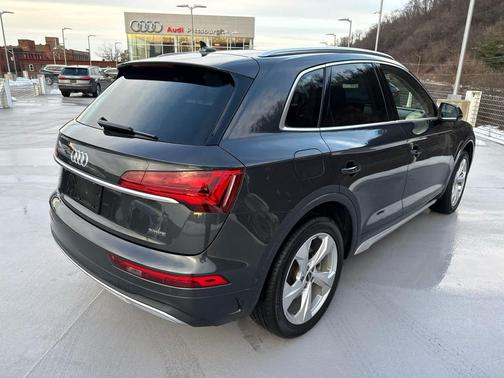 2021 Audi Q5 45 Prestige
