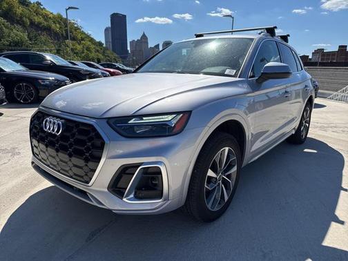2024 Audi Q5 45 S line Premium
