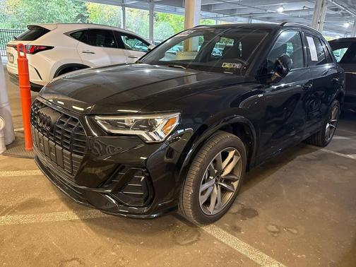 2025 Audi Q3 Premium 45 TFSI S line quattro Tiptronic