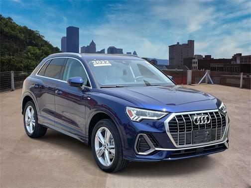 2022 Audi Q3 45 S line Premium Plus