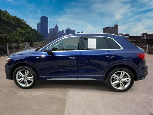 2022 Audi Q3 45 S line Premium Plus