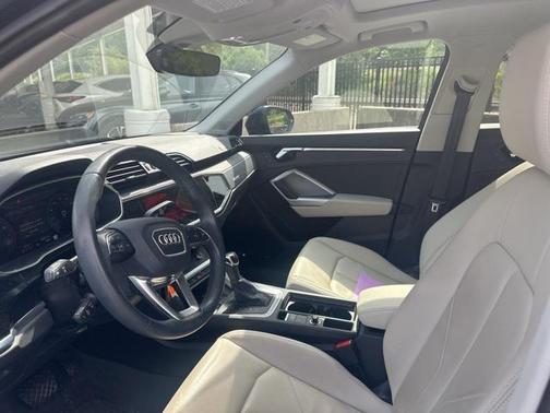 2022 Audi Q3 45 S line Premium Plus