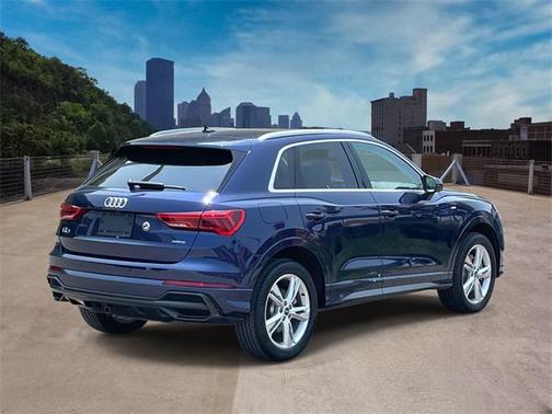 2022 Audi Q3 45 S line Premium Plus