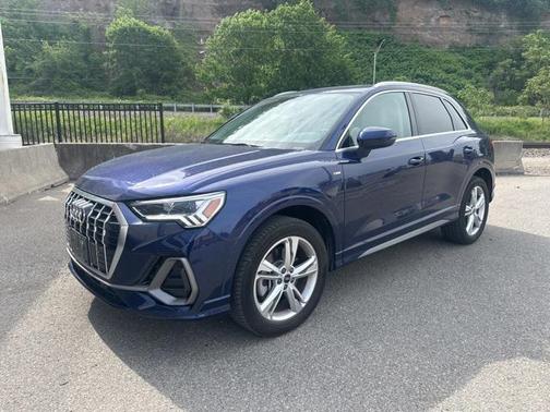 2022 Audi Q3 45 S line Premium Plus