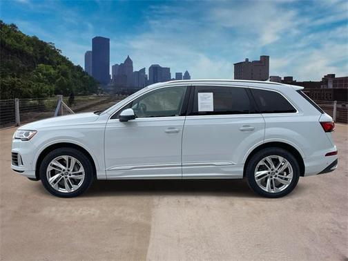2020 Audi Q7 55 Premium Plus