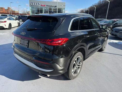 2025 Audi Q5 Premium Plus TFSI quattro S tronic