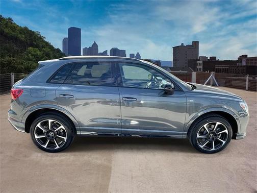 2025 Audi Q3 45 S line Premium Plus
